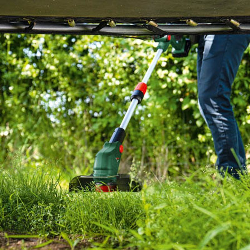 AKTION BOSCH Home & Garden UniversalGrassCut 18V26500 Akku